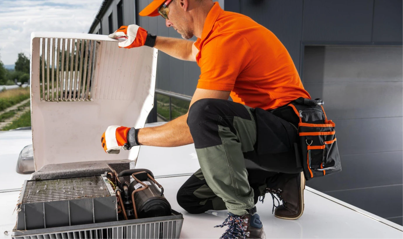 Forget Loisirs Vente Location Et Reparation Camping Car Sarthe 72 Mecanique 2